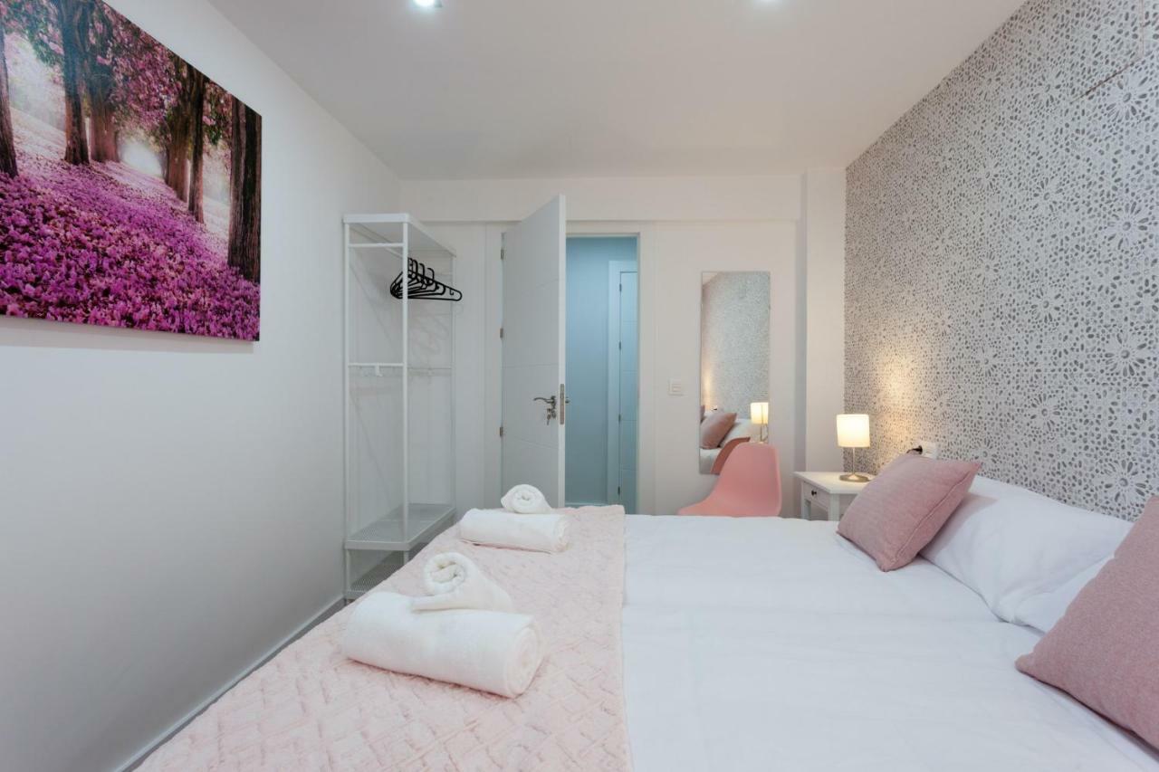 Apartamentos Reina Isabel 그라나다 외부 사진