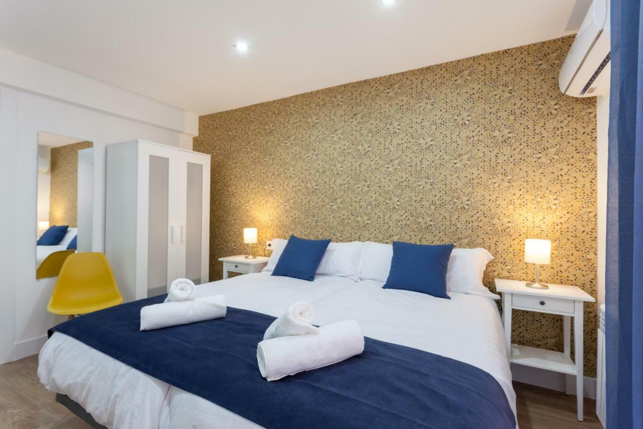 Apartamentos Reina Isabel 그라나다 외부 사진