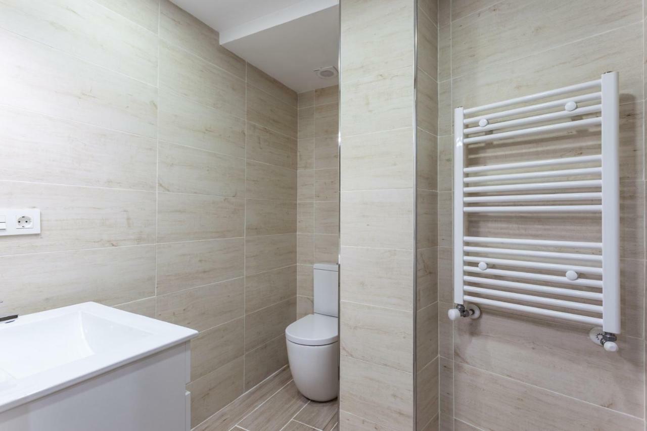Apartamentos Reina Isabel 그라나다 외부 사진