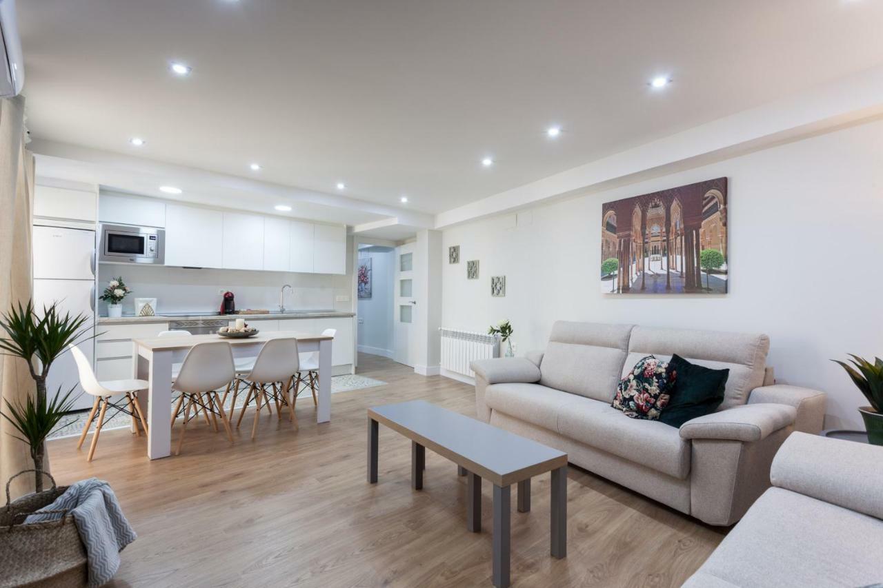 Apartamentos Reina Isabel 그라나다 외부 사진